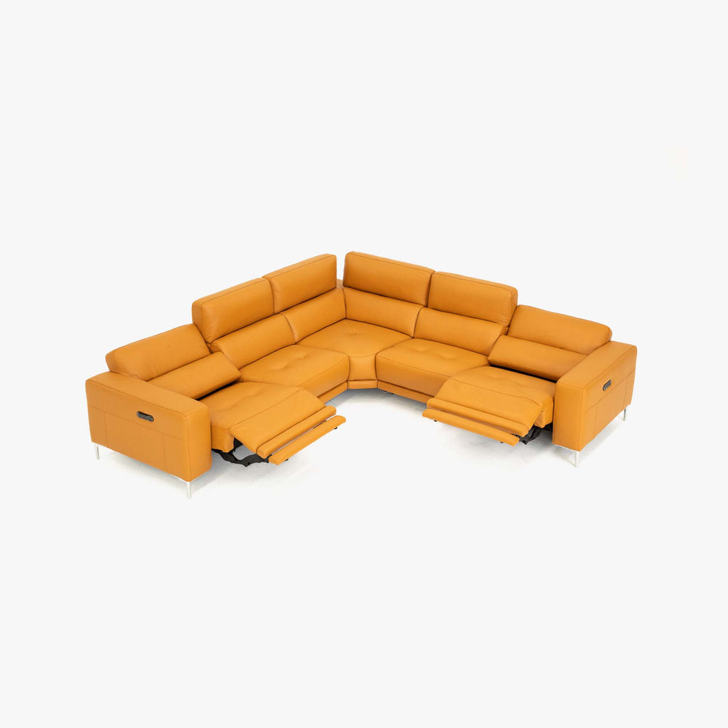 Charisma Lounge