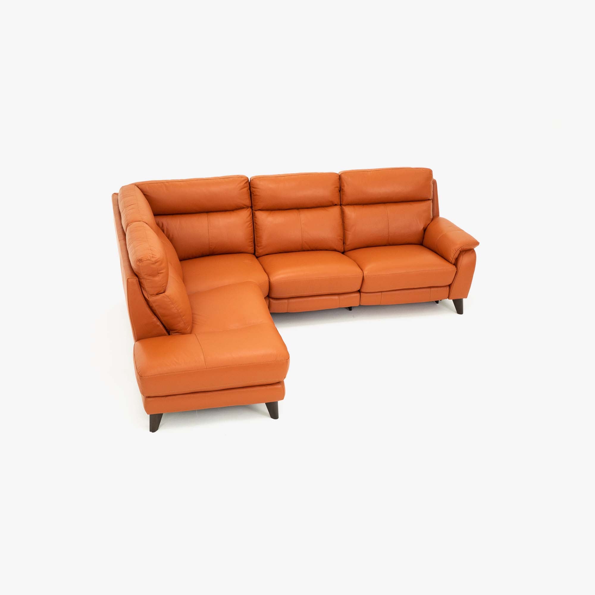 Clayton Lounge