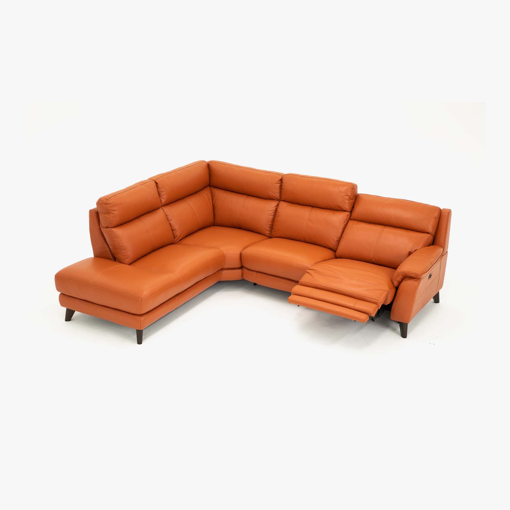 Clayton Lounge