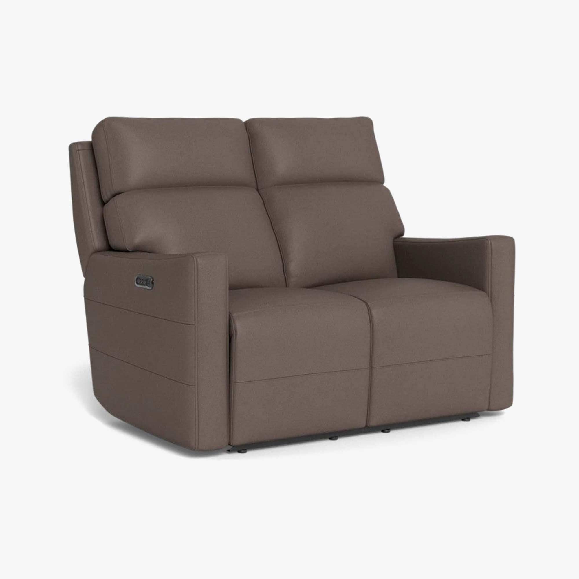 Ryan Lounge
