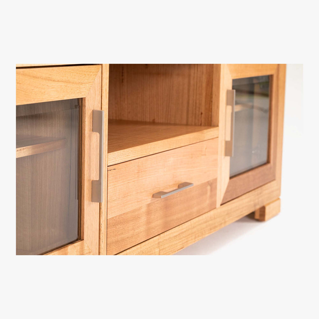 Tamworth Entertainment Unit